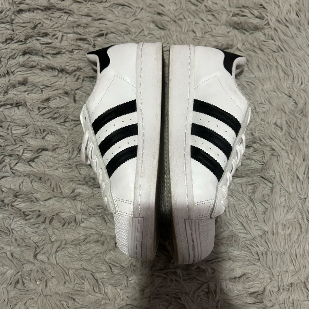 Adidas Original Superstar Shoes - Picture 7 of 10